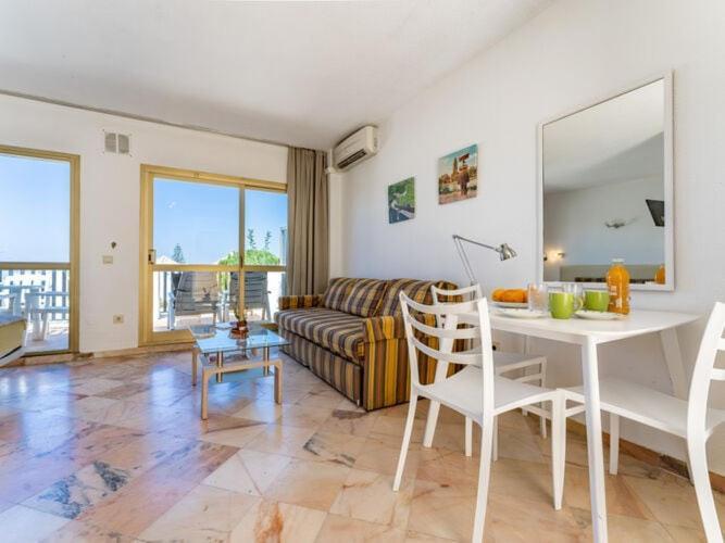 Faro's Romana Playa 142 Marbella